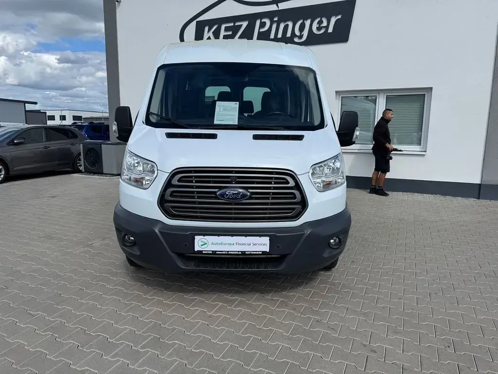 Gebraucht Ford Transit Trend 131 PS (96 kW) 2019 Weiß Kombi