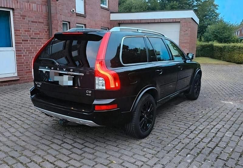 Second-hand Volvo XC90 Summum 200 CP (147 kW) 2014 Negru SUV