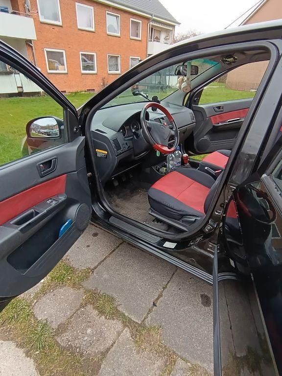 Gebraucht Hyundai Getz 67 PS (49 kW) 2009 Schwarz Kleinwagen