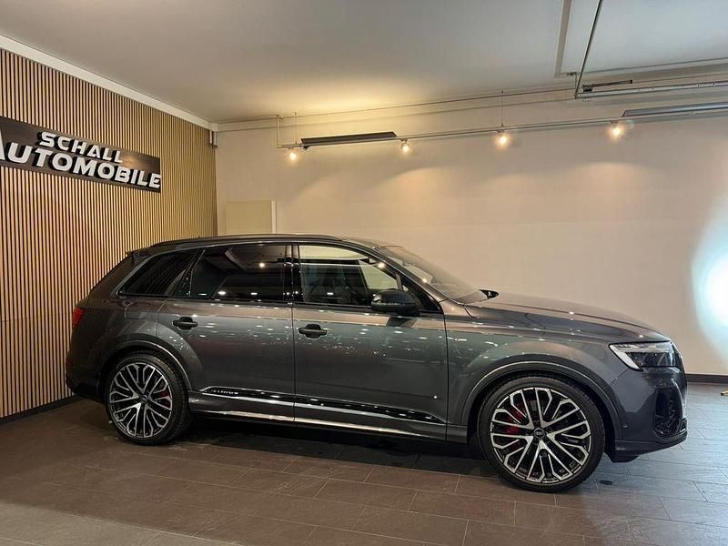 Neu Audi Q7 S-Line 286 PS (210 kW) 2026 Grau SUV