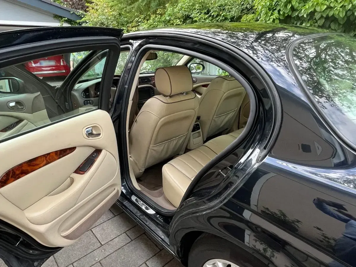 Brugt Jaguar S-Type Executive 207 HK (152 kW) 2005 Sort Sedan