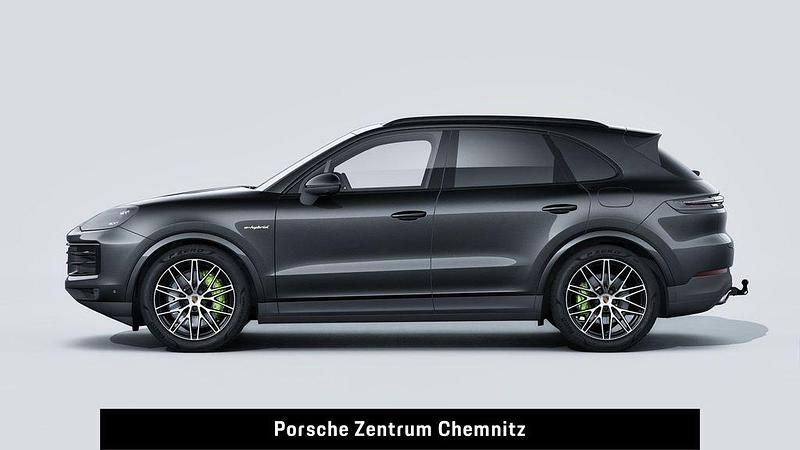 Gebraucht Porsche Cayenne 470 PS (345 kW) 2024 Schwarz SUV