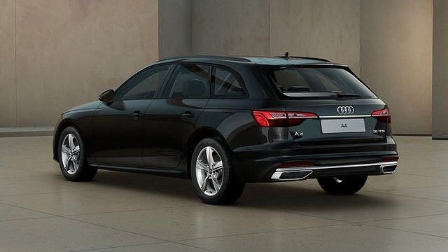 Gebraucht Audi A4 Advanced Plus 150 PS (110 kW) 2023 Brillantschwarz Kombi