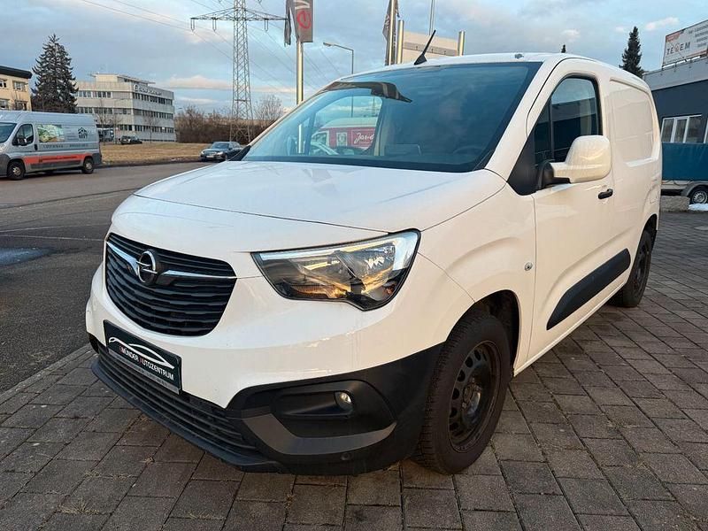 Gebraucht Opel Combo Edition 102 PS (75 kW) 2021 Weiß Van / Kleinbus