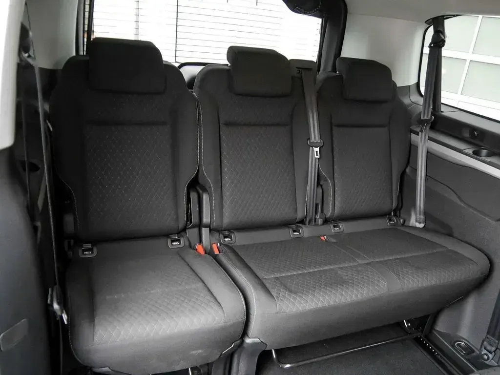 Gebraucht Opel Zafira Life Edition 100 kW (136 PS) 2022 Mondstein grau (metallic) Van / Kleinbus