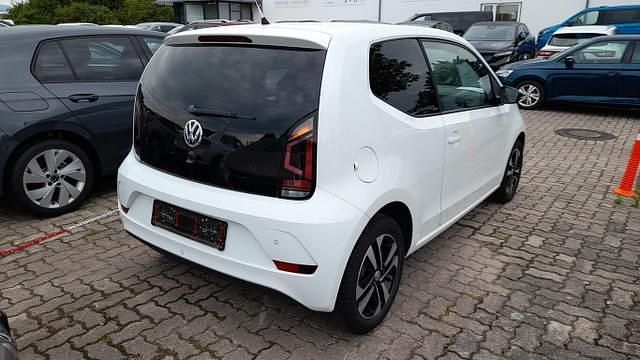 Pure weiß pure weiß pure weiß Gebraucht 2019 VW up! IQ Drive Kleinwagen | 10.677 € (Fairer Preis) - Bild 1/4