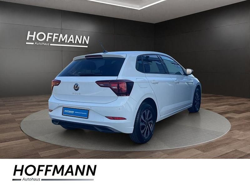 Używany VW Polo Active 80 KM (58 kW) 2023 Biały Hatchback