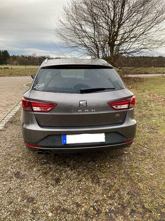 Gebraucht Seat Leon ST FR 140 PS (102 kW) 2014 Grau Kombi