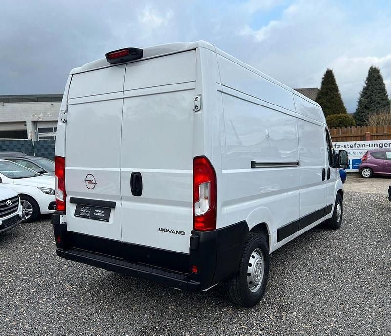 Gebraucht Opel Movano 165 PS (121 kW) 2023 Weiß Van