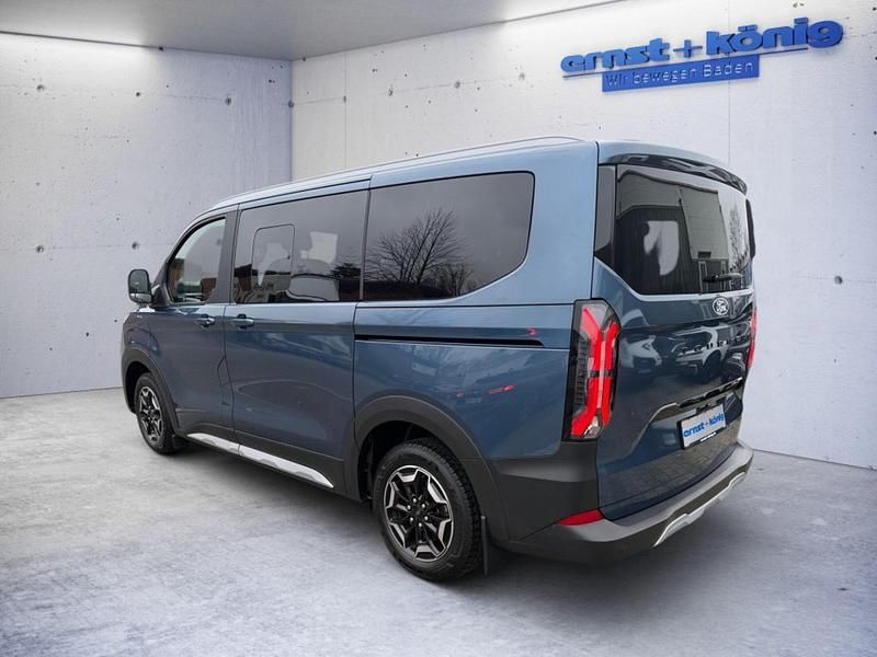 Neu Ford Tourneo Custom Active 2025 Van