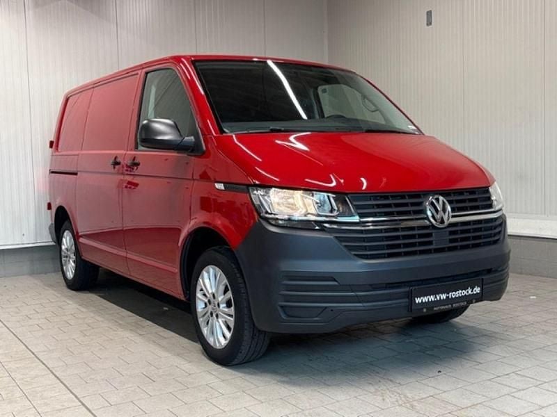 Gebraucht VW T6.1 150 PS (110 kW) 2021 Kirschrot Van