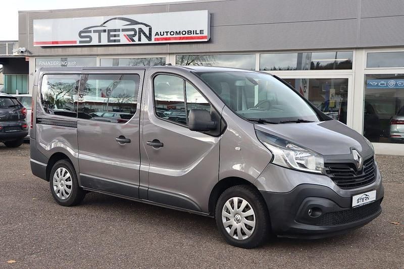 Gebraucht Renault Trafic Expression 145 PS (106 kW) 2016 Grau Van / Kleinbus