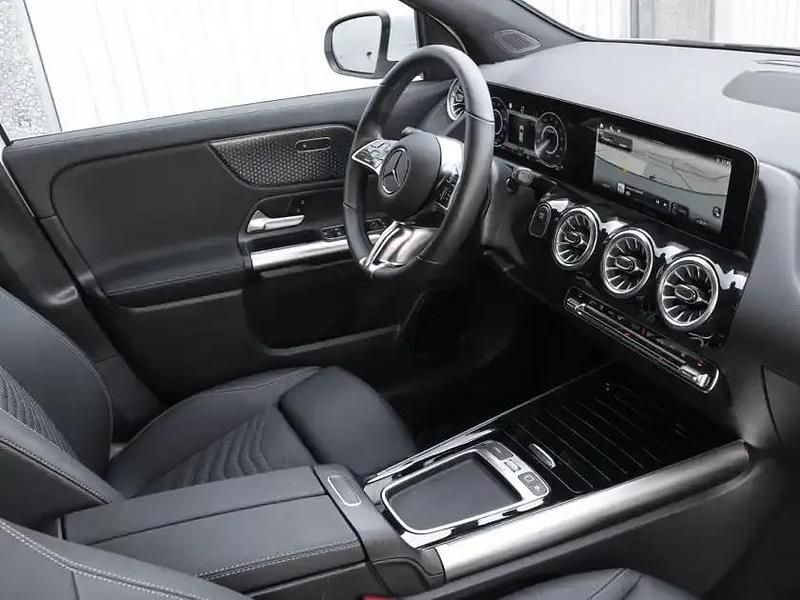 Gebraucht Mercedes EQA350 Progressive 214 kW (292 PS) 2025 Weiss polarweiß SUV