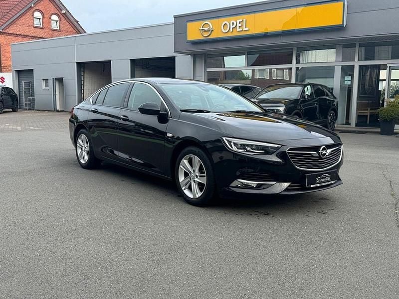Gebraucht Opel Insignia Innovation 165 PS (121 kW) 2018 Schwarz Limousine