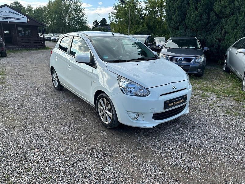 Gebraucht Mitsubishi Space Star 80 PS (58 kW) 2014 Weiß Kleinwagen