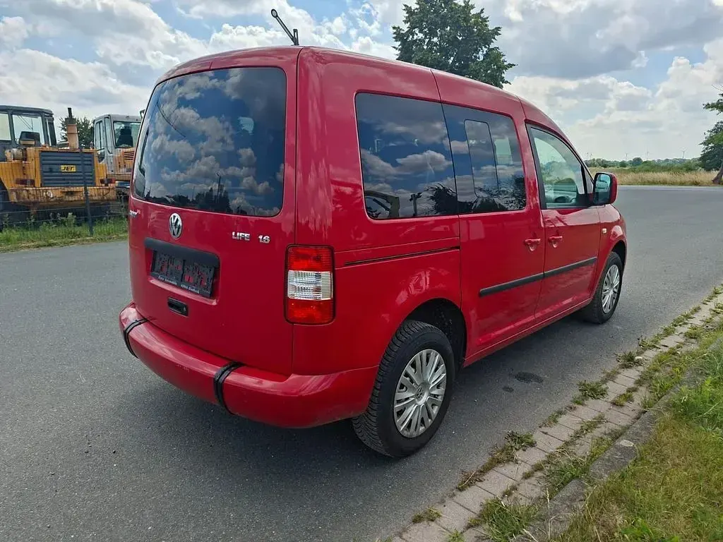Gebraucht VW Caddy Team 102 PS (75 kW) 2008 Rot Van / Kleinbus