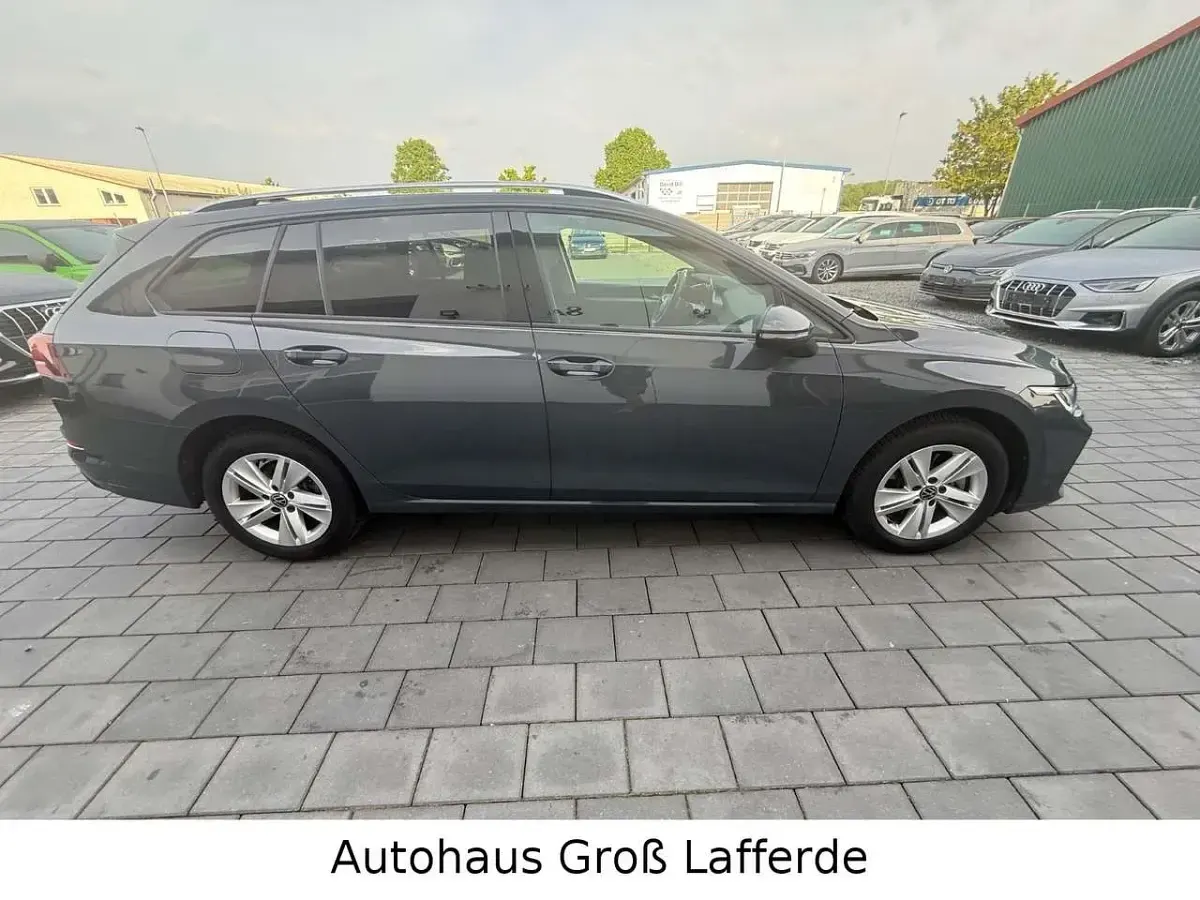Gebraucht VW Golf VIII 150 PS (110 kW) 2024 Grau Kombi