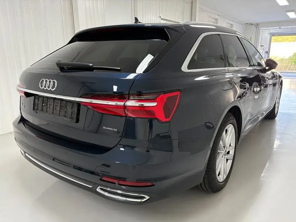 Gebraucht Audi A6 Sport 204 PS (150 kW) 2023 Blau Kombi