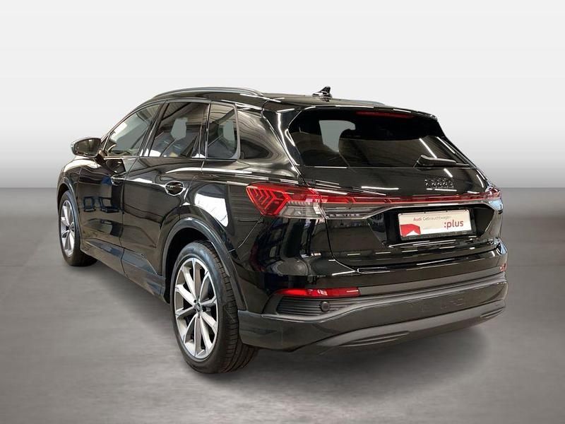 Gebraucht Audi e-tron 210 kW (286 PS) 2025 Mythosschwarz (metallic) SUV