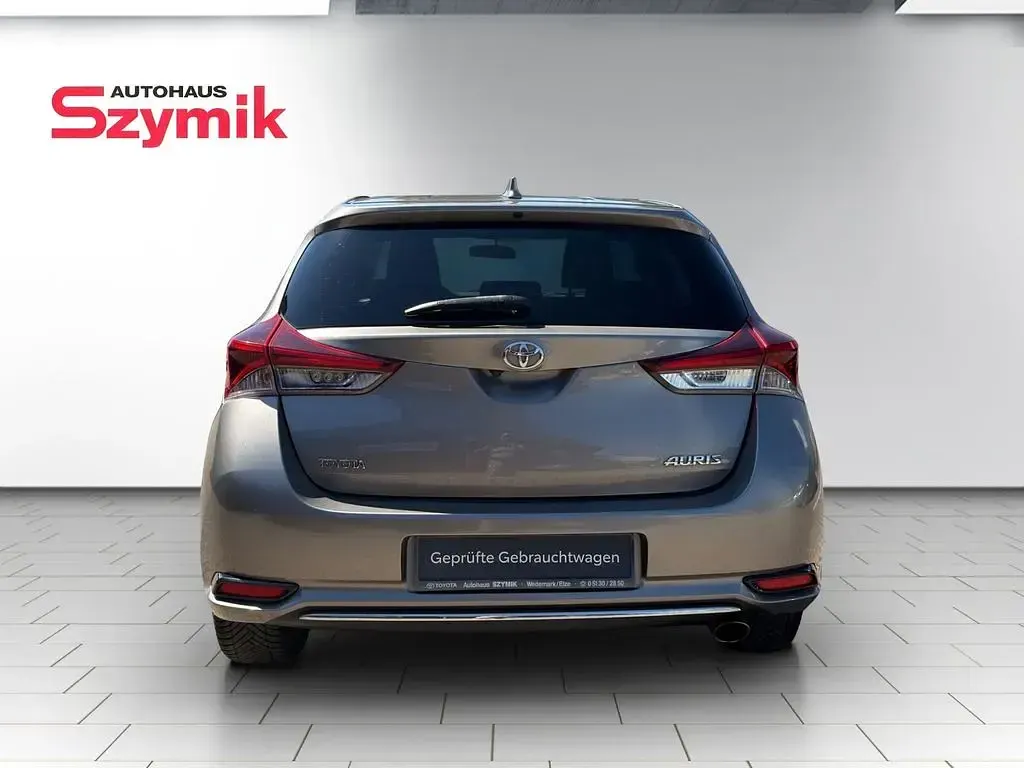Gebraucht Toyota Auris Design 116 PS (85 kW) 2015 Avantgarde bronze Limousine