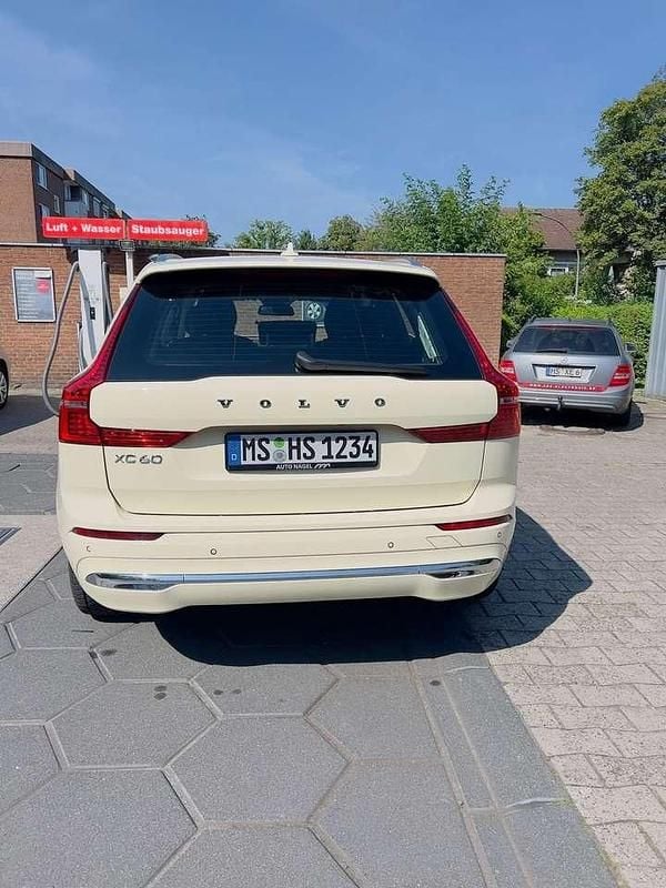 Gebraucht Volvo XC60 197 PS (144 kW) 2022 SUV
