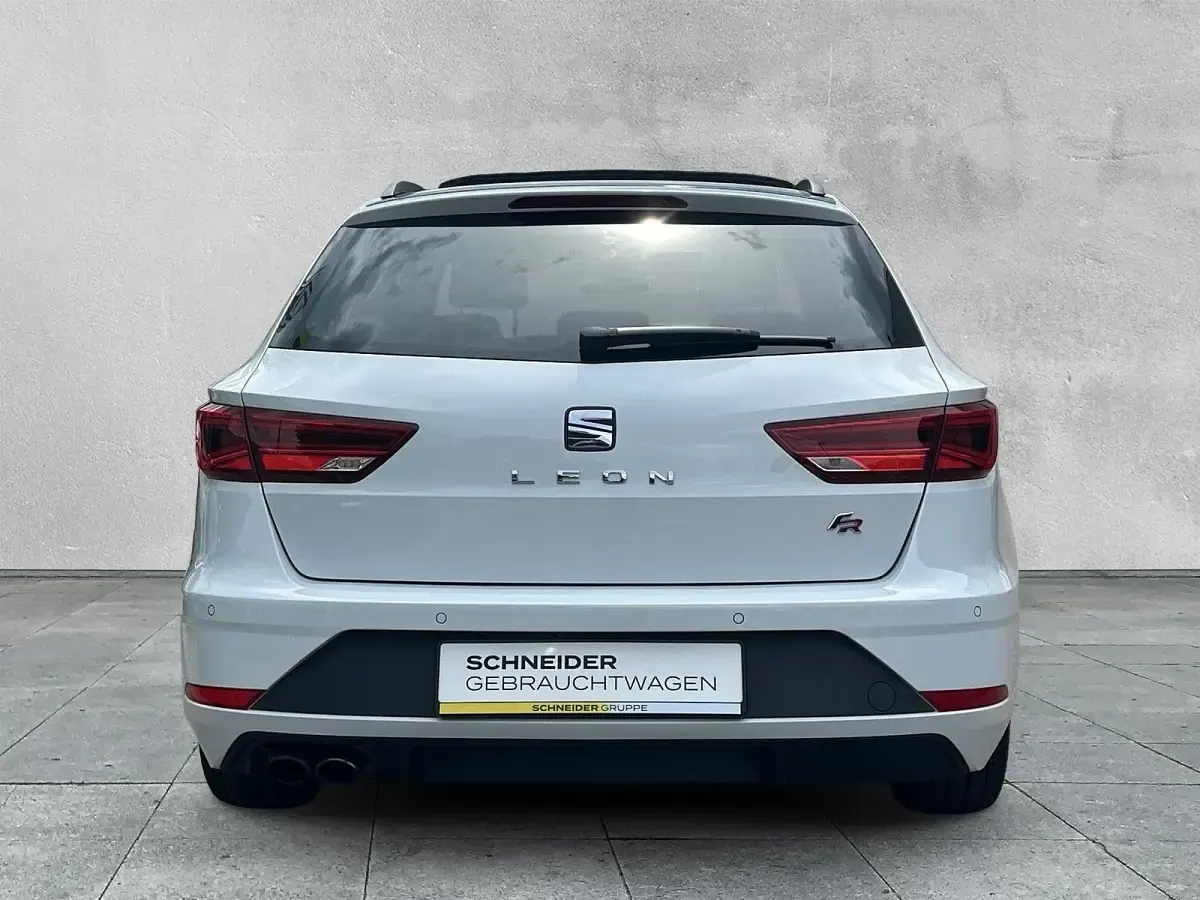 Gebraucht Seat Leon ST FR 179 PS (131 kW) 2018 Weiß Kombi