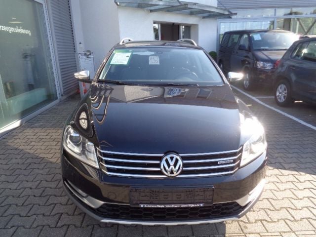 Gebraucht VW Passat Alltrack 140 PS (102 kW) 2012 Schwarz metallic Kombi
