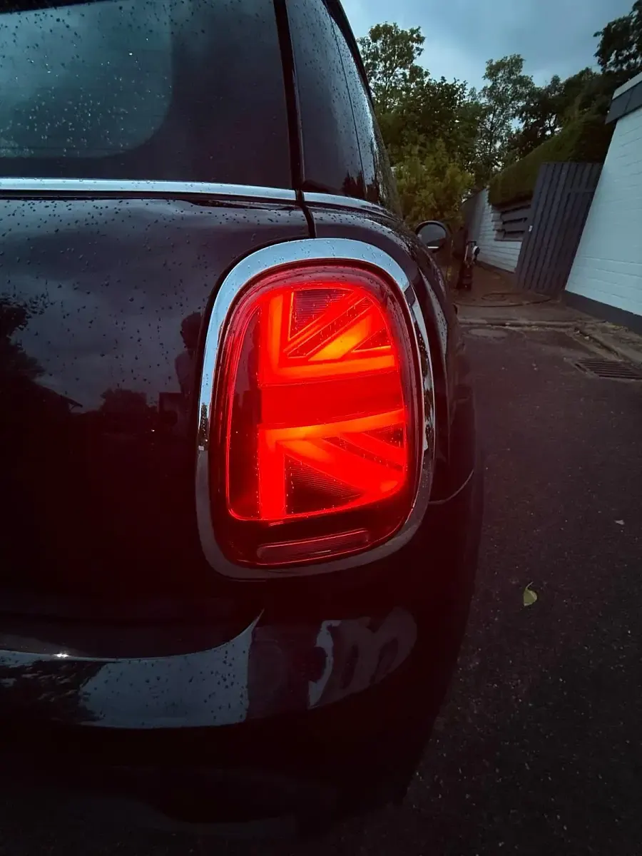 Używany Mini Cooper 136 KM (100 kW) 2022 Czarny Hatchback