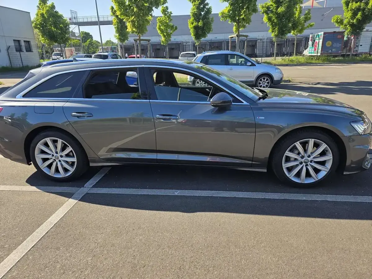 Gebraucht Audi A6 S-Line 231 PS (169 kW) 2020 Grau Kombi