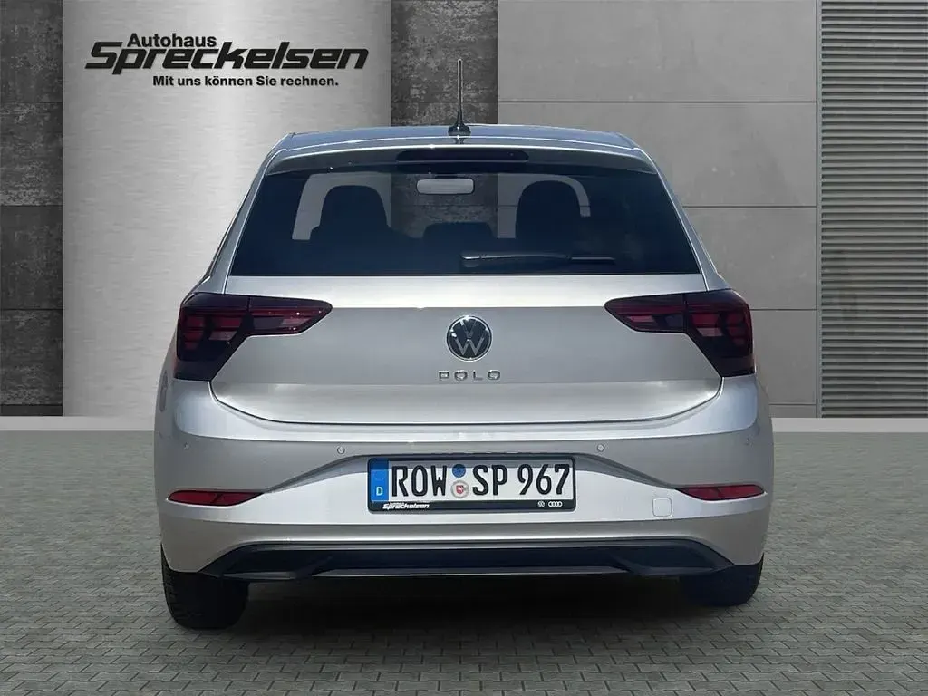 Gebraucht VW Polo Life 95 PS (69 kW) 2024 Silber Kleinwagen