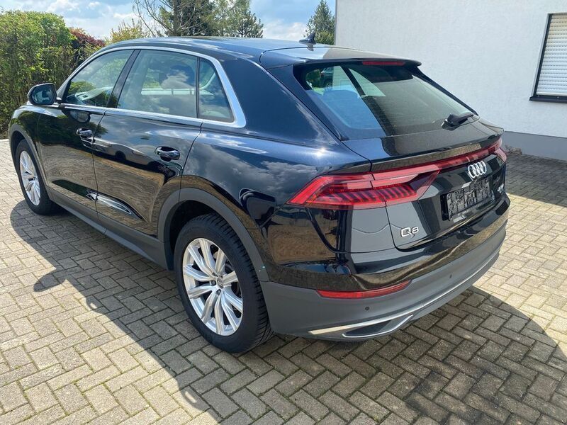 Gebraucht Audi Q8 231 PS (169 kW) 2019 Schwarz SUV