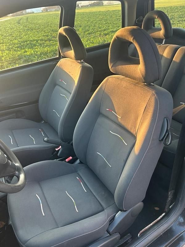 Gebraucht VW Lupo 50 PS (36 kW) 2003 Schwarz Kleinwagen