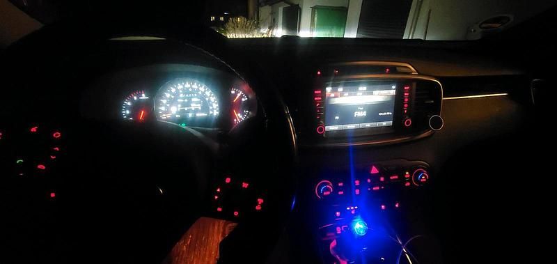 Gebraucht Kia Sorento 200 PS (147 kW) 2015 Weiß SUV