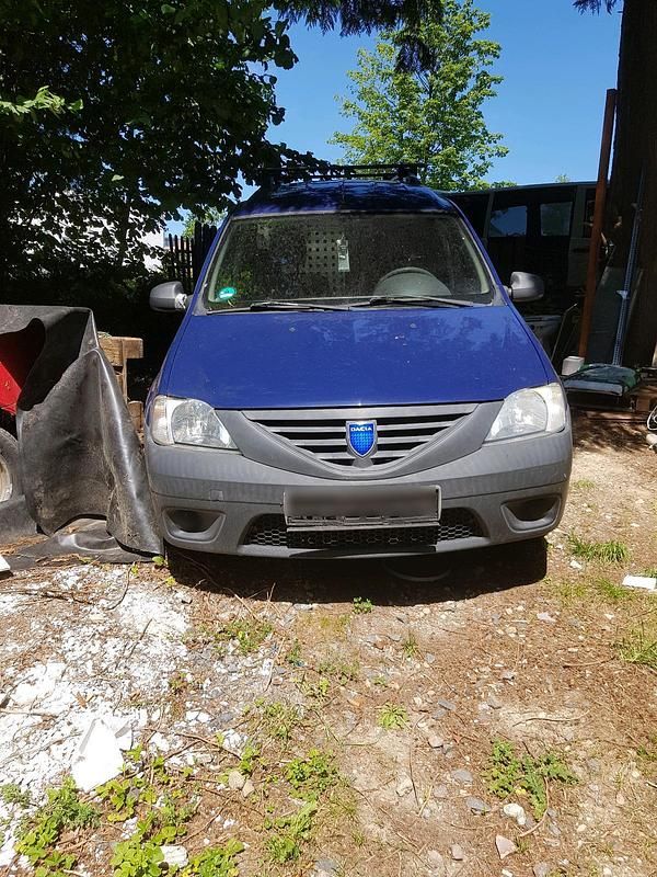 Blau Gebraucht 2008 Dacia Logan Limousine | 3.200 € (Teuer) - Bild 1/4