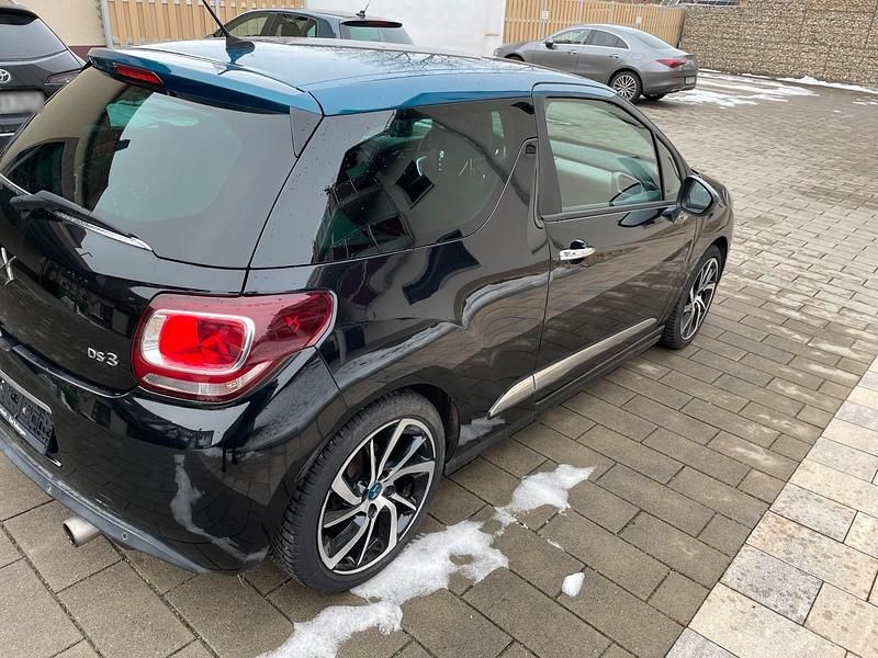 Gebraucht Citroën DS3 82 PS (60 kW) 2016 Schwarz Kleinwagen