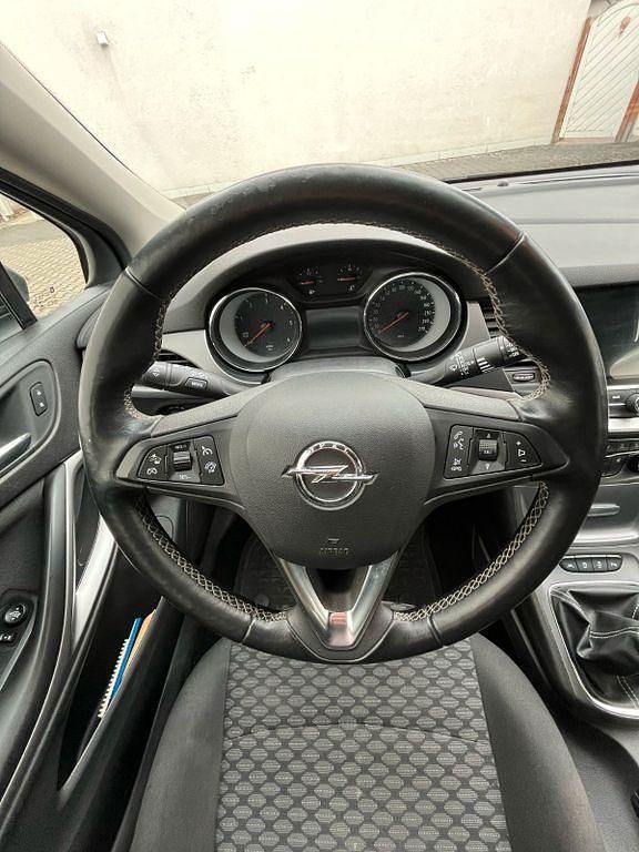Gebraucht Opel Astra Edition 110 PS (80 kW) 2017 Schwarz Kombi