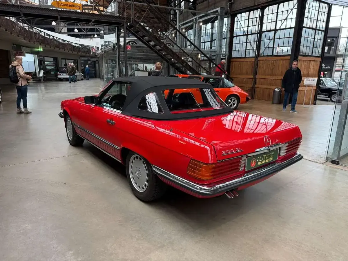 Occasion Mercedes SL300 179 ch (131 kW) 1986 Rouge Cabriolet