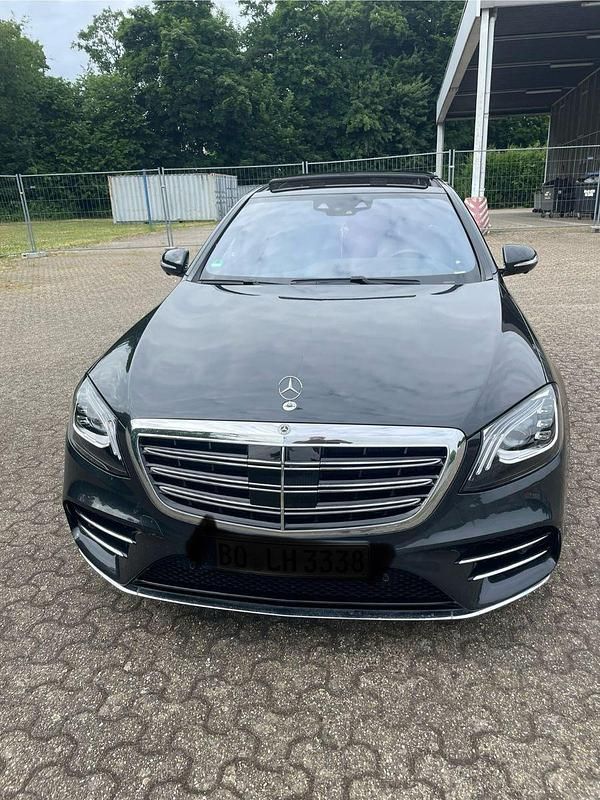 Schwarz Gebraucht 2019 Mercedes S400 AMG line Limousine | 59.900 € (Fairer Preis) - Bild 1/4