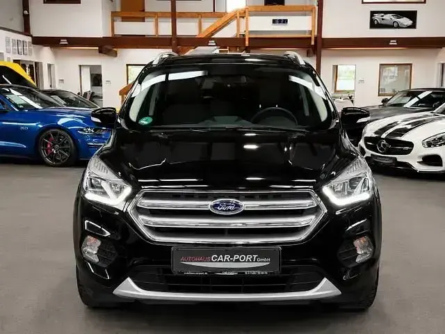 Gebraucht Ford Kuga Cool & Connect 150 PS (110 kW) 2019 Schwarz SUV