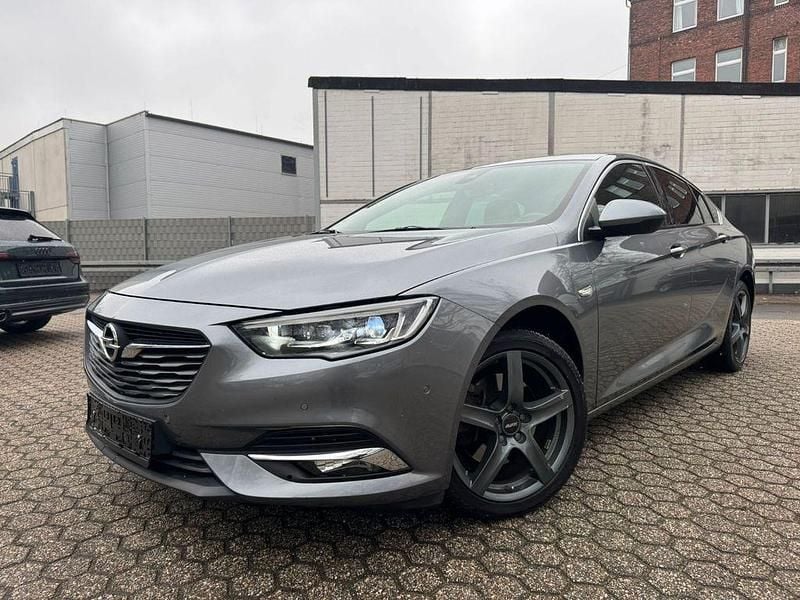 Gebraucht Opel Insignia Dynamic 170 PS (125 kW) 2018 Grau Limousine