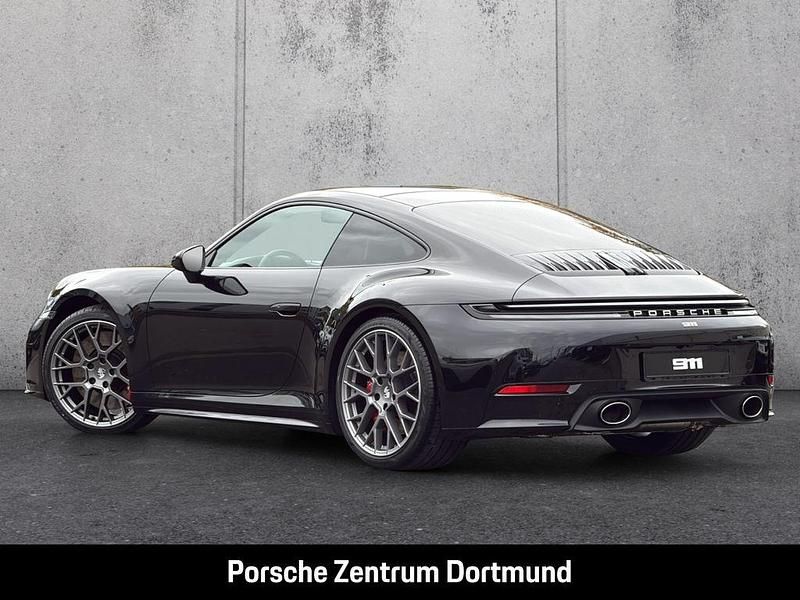 Neu Porsche 911 Carrera 4S 480 PS (353 kW) 2025 Schwarz Coupé