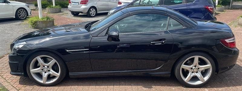 Gebraucht Mercedes SLK250 AMG 204 PS (150 kW) 2014 Schwarz Cabrio