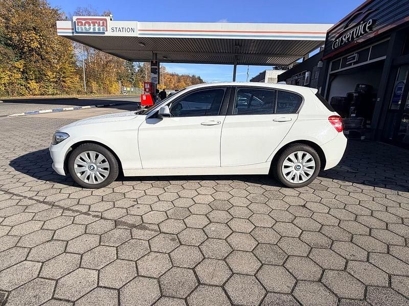 Gebraucht BMW 116 Advantage 116 PS (85 kW) 2017 Weiß Kleinwagen