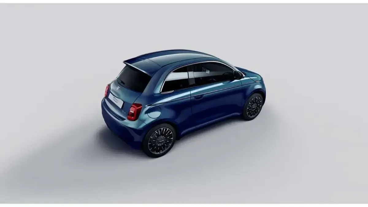 Neu Fiat 500e La Prima 86 kW (118 PS) 2026 Ozean grün Limousine