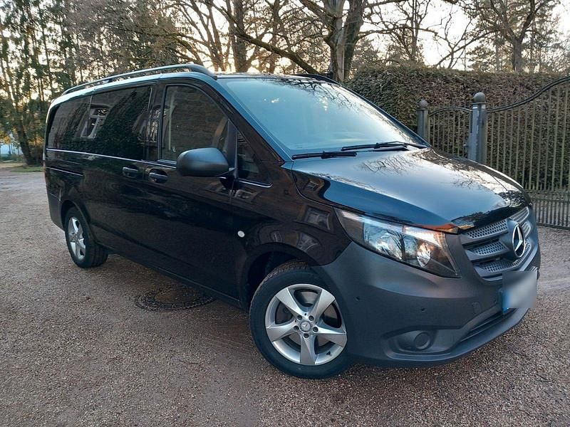 Gebraucht Mercedes Vito 190 PS (139 kW) 2017 Schwarz Van