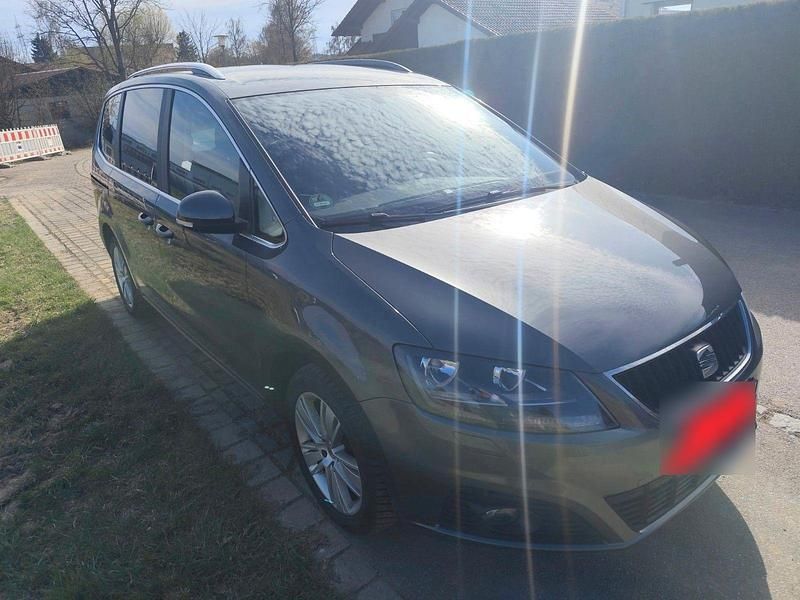 Gebraucht Seat Alhambra 140 PS (102 kW) 2014 Grau Van / Kleinbus