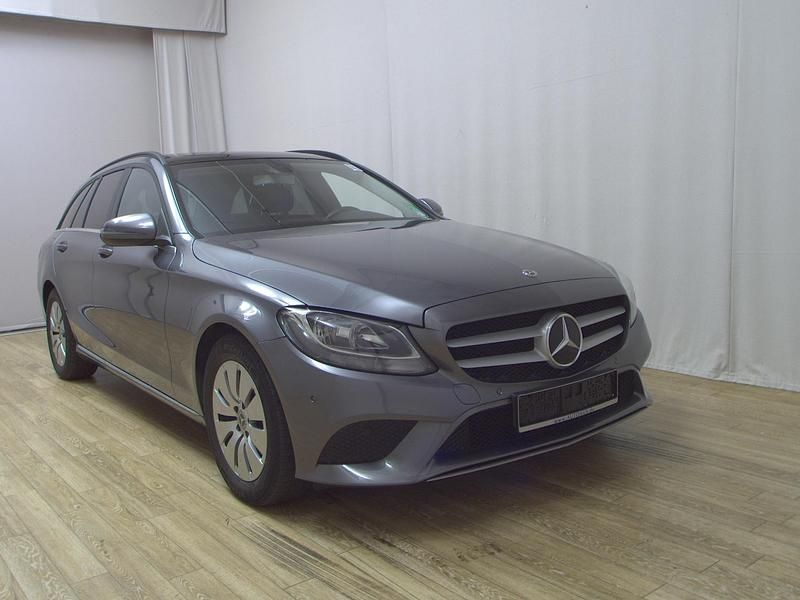 Gebraucht Mercedes C220 194 PS (142 kW) 2020 Grau Kombi
