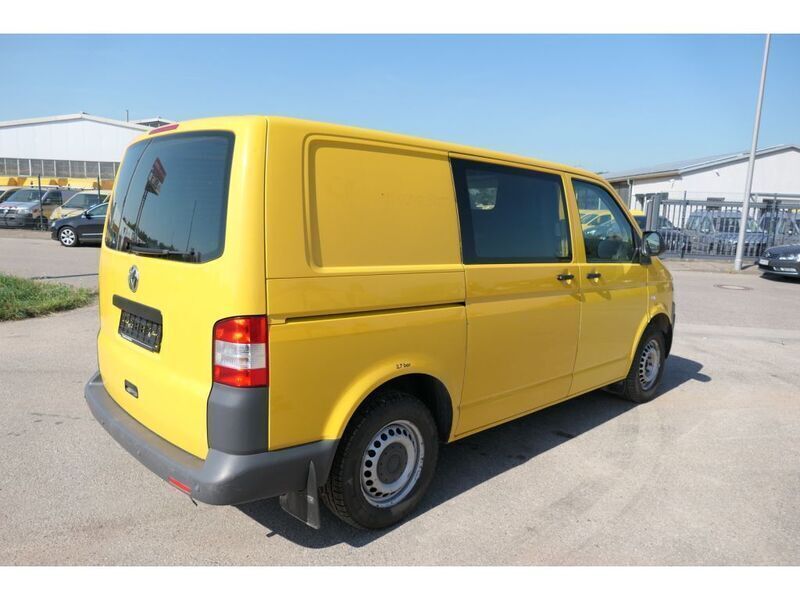 Gebraucht VW T5 84 PS (61 kW) 2012 Ginstergelb r1032 Van