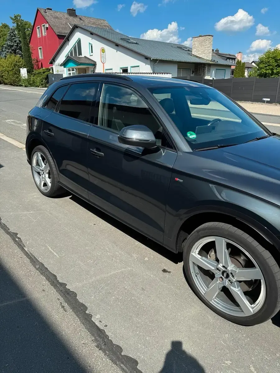 Gebraucht Audi Q5 S-Line 190 PS (139 kW) 2018 Grau SUV