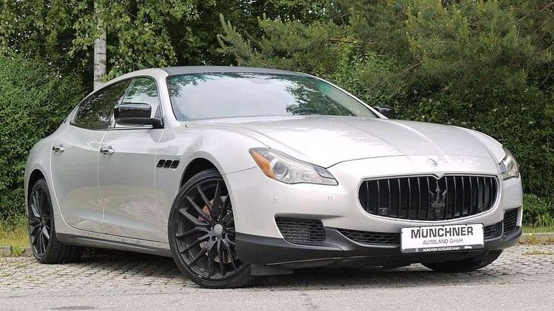 Silber/grau metallic Gebraucht 2013 Maserati Quattroporte Limousine | 23.499 € (Superpreis) - Bild 1/4